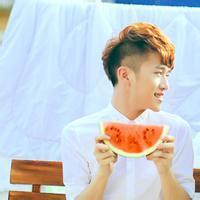 腾讯吃瓜头像情侣,甜蜜互动，趣味横生