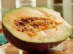 孕妇吃哈密瓜好不好,孕妇食用哈密瓜的益处与注意事项