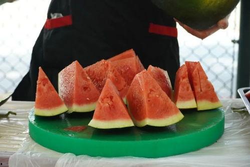 新疆航空吃瓜,揭秘航班上的“神秘瓜果”风波