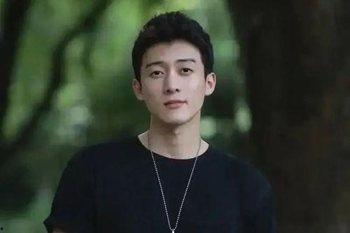 会吃瓜的磊磊,揭秘娱乐圈幕后故事